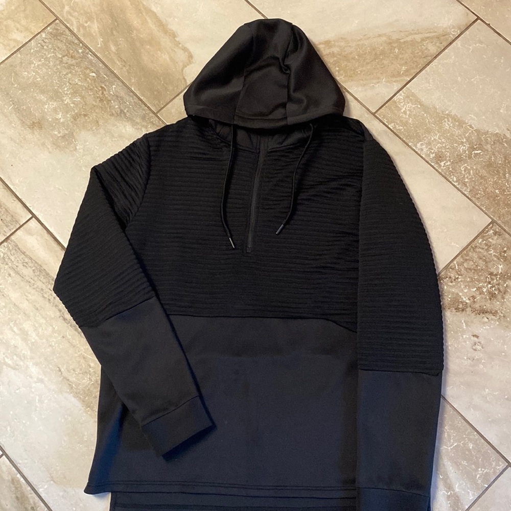 Men’s size large black half zipper hooded sweatshirt